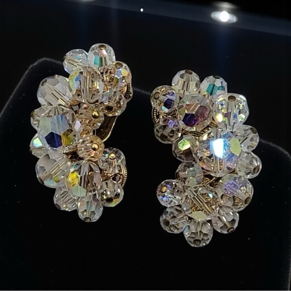 Vintage Alice Caviness AB crystals Cluster Earrings with Gold-Toned Setting - Picture 2 of 4